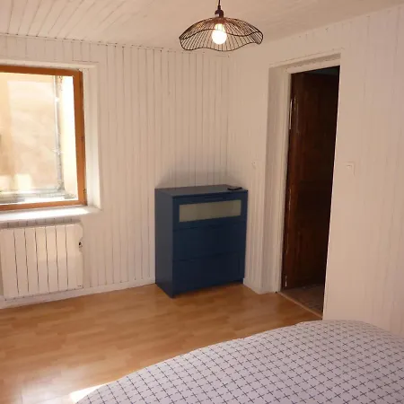 Maison 3 Chambres D'auvergne بيت للعطل